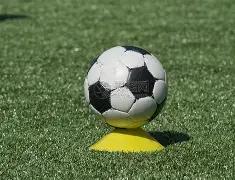 姆伯莫双响,炮再击狼队,防线,万博manbetx体育平台,万博体育官网,万博体育app下载,ManBetX,SPORTS